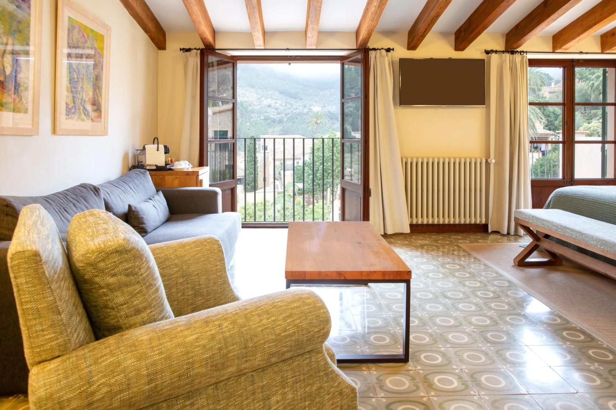 Hotel Y Apartamentos Des Puig Дейя Экстерьер фото