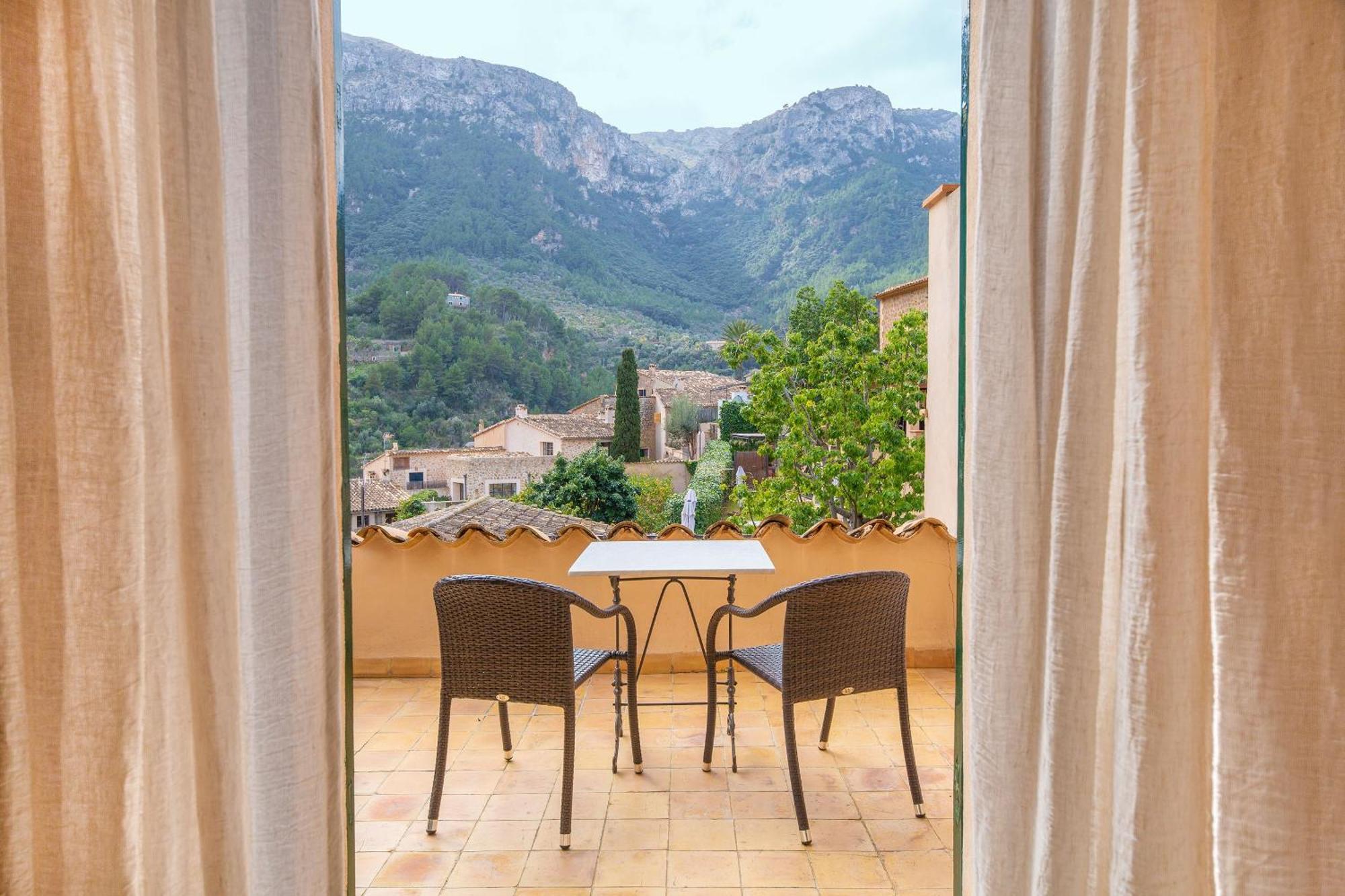 Hotel Y Apartamentos Des Puig Дейя Экстерьер фото